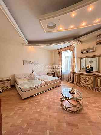 Продаж Квартира 4-кімнатна, 4/6 поверх на вул. Пушкінський в'їзд Kharkiv