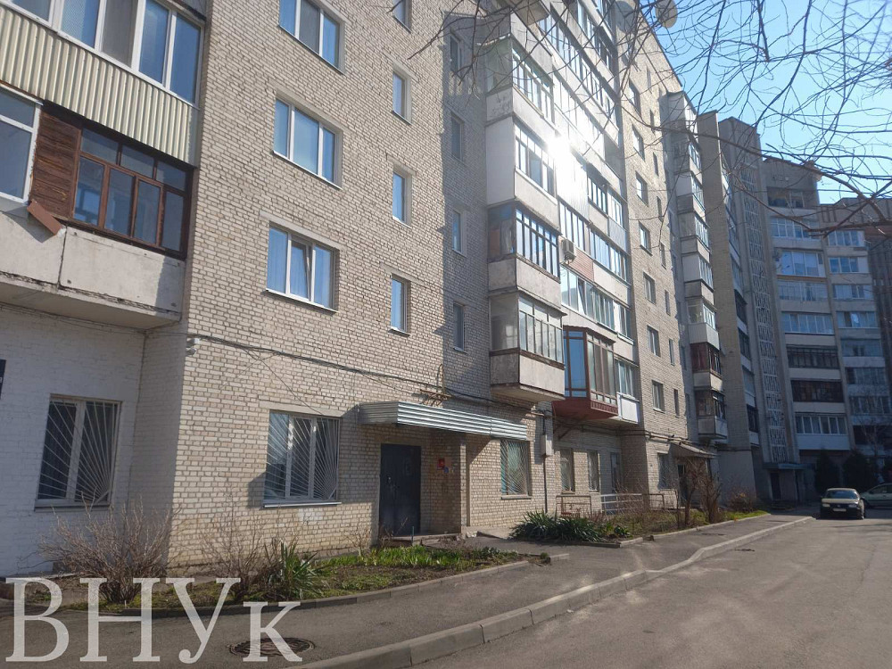 Продаж Квартира 2-кімнатна, 9/9 поверх на Огієнка Луцьк - фото 1