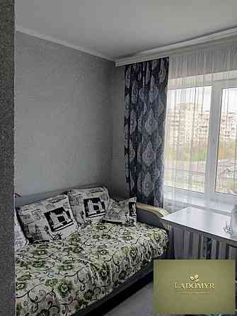 Продаж Квартира 3-кімнатна, 4/5 поверх на вул. Степана Бандери Рівне