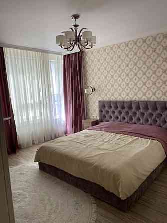 Оренда Квартира 2-кімнатна, 21/25 поверх на ул. Заречная, 21 Київ