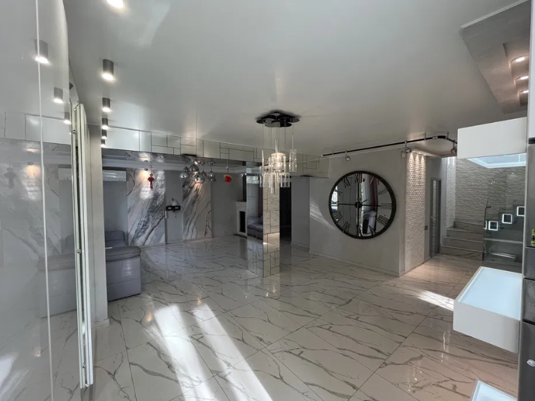 Продам шикарный дом, 10 соток в Лесках Ліски (Комінтернівський район) - фото 1