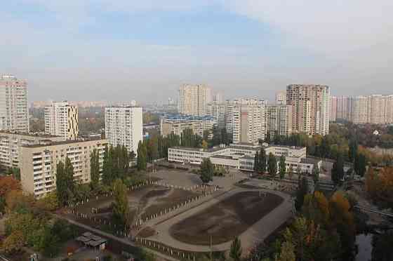 Оренда Квартира 1-кімнатна, 15/16 поверх на Драгоманова, 1а Киев