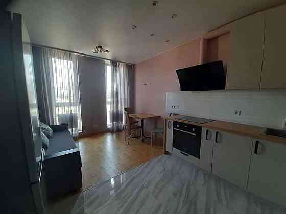 Оренда Квартира 1-кімнатна, 4/10 поверх на вул. Алімпія Галика, 75 Kiev