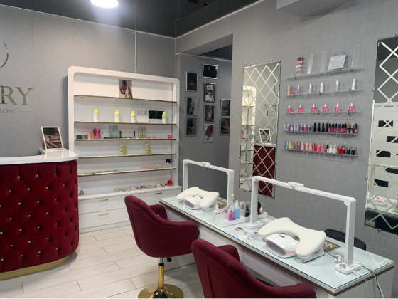 Сдаётся Магазин / салон / торговая точка площадь 55 кв.м 1-й этаж Львов Зелена 281а Львов