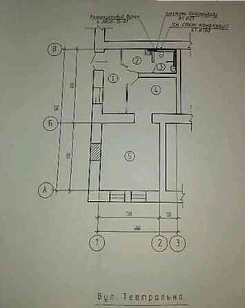 Оренда приміщення вільного призначення на Театральна поверх - 1/2 Винница