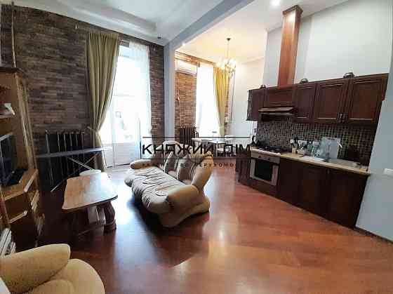 Оренда Квартира 2-кімнатна, 2/7 поверх на Музейный пер. Kiev