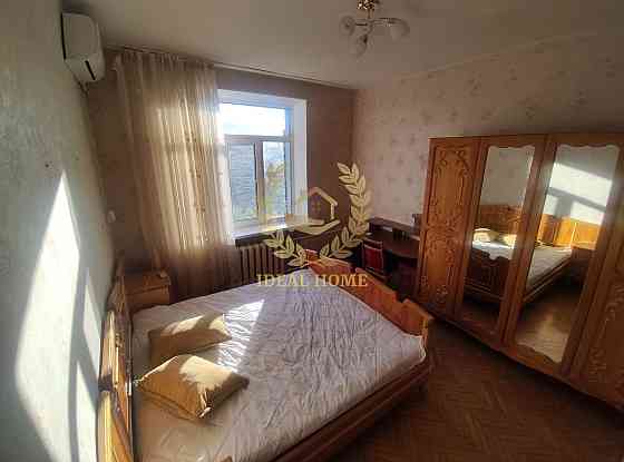 Продаж 2 квартири, м. Палац України Kiev