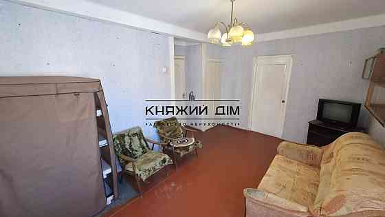 Продаж Квартира 2-кімнатна, 2/5 поверх на Харьковское шоссе Київ