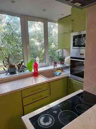 Оренда Квартира 2-кімнатна, 1/18 поверх на улица Ревуцкого, д.42 Киев