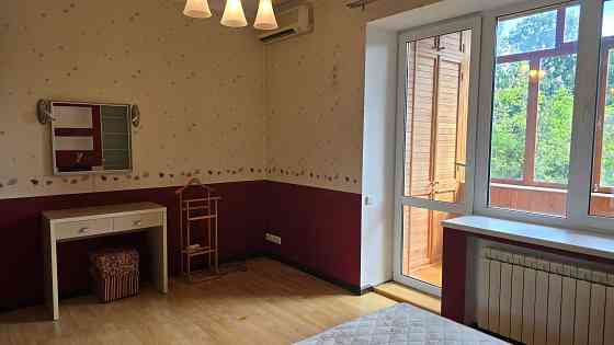 Продаж Квартира 3-кімнатна, 3/4 поверх на Артилерійський вул., д. 13 Kiev