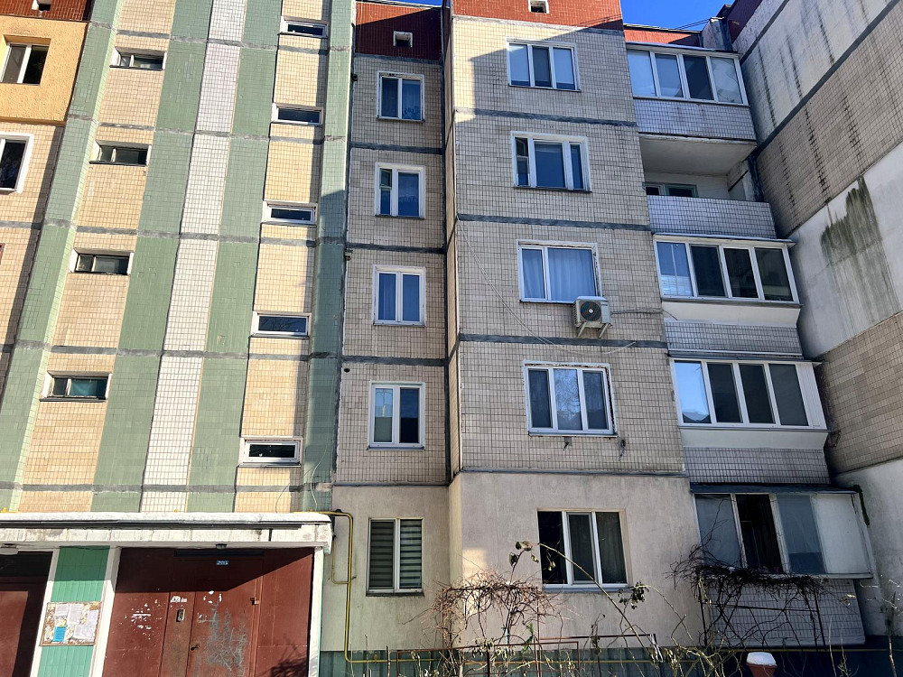 Продаж Квартира 3-кімнатна, 4/5 поверх на Синьоозерна вул., д. 4-А Київ - фото 2