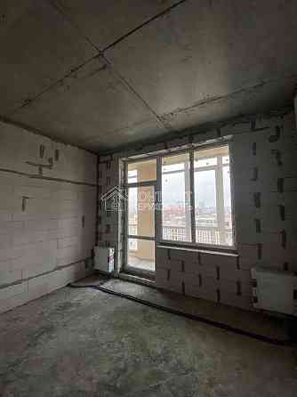 Продаж Квартира 4-кімнатна, 19/20 поверх на вул. Сухумська Харьков