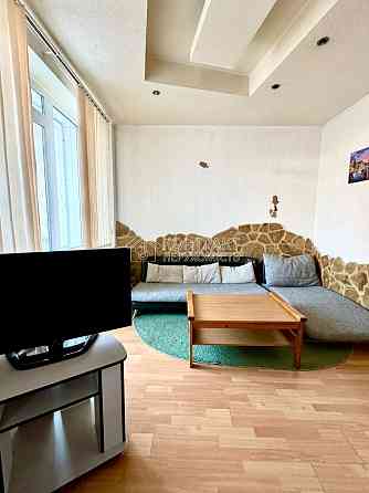 Продаж Квартира 3-кімнатна, 2/6 поверх на вул. Лермонтовська Харків