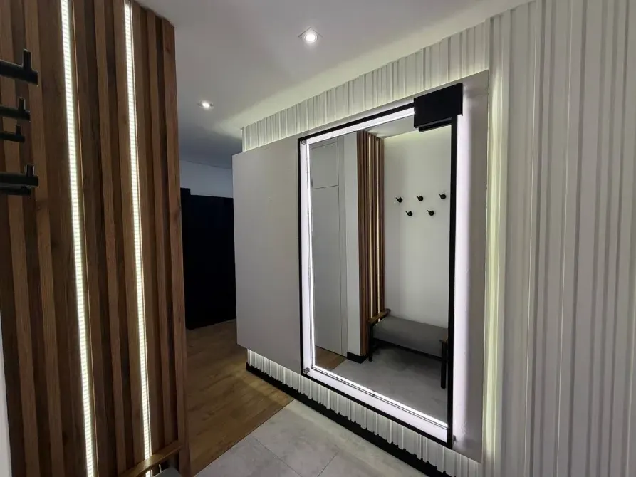 Продажа 2к Квартира 69.2 кв.м вул. Центральна, ЖК 