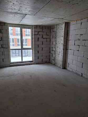 Продаж Квартира 3-кімнатна, 2/8 поверх на вул. Дубенська Kremenets'