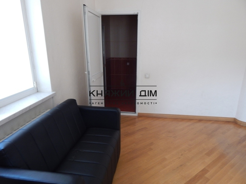 Оренда офісне приміщення на Межигорская ул. поверх - 4/4 Kiev - photo 5