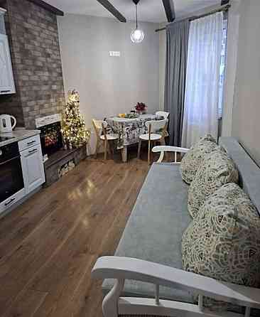 Продаж Квартира 2-кімнатна на массив Радужный, 20 Лиманка