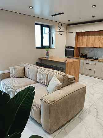 Продаж Квартира 2-кімнатна, 2/4 поверх на вул. Шептицького 