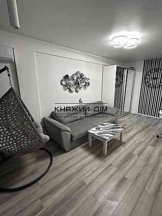 Оренда Квартира 2-кімнатна, 7/18 поверх на Леси Украинки бульв. /  Л.Украинки бул Киев