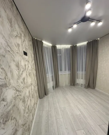 Продаж Квартира 2-кімнатна на ул. Академика Сахарова, 11 Крижанівка (Комінтернівський район)