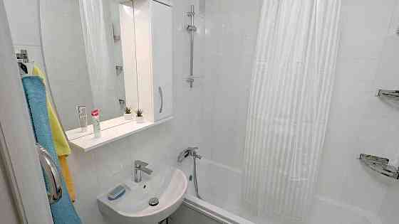 Оренда Квартира 1-кімнатна, 10/12 поверх на ул. Академика Заболотного, 74 Kiev