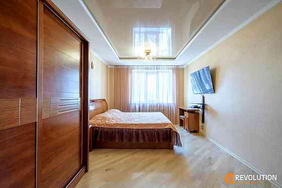 Продаж Квартира 3-кімнатна, 8/20 поверх на Самійла Кішки вул., д. 7-А Київ