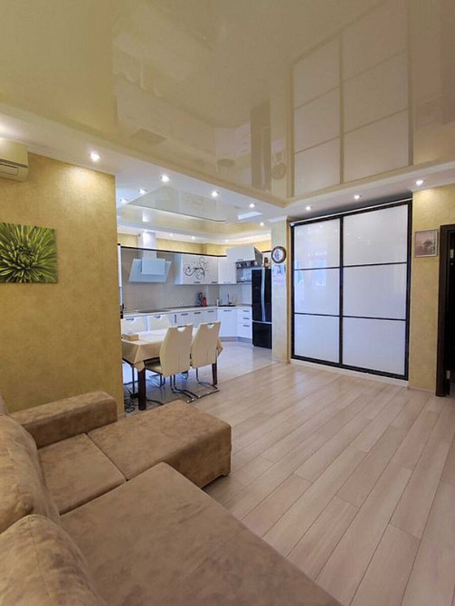 Продаж Квартира 3-кімнатна, 21/25 поверх на Ревуцького, 7В Київ - фото 2