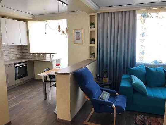 Оренда Квартира 2-кімнатна, 10/22 поверх на ул. Юрия Поправки Київ