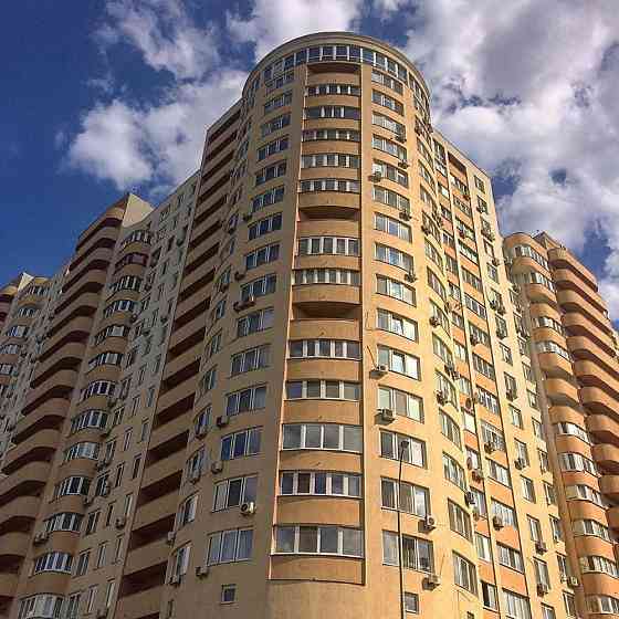 Продаж Квартира 2-кімнатна, 4/18 поверх на Валерія Лобановського вул., д. 150 Київ