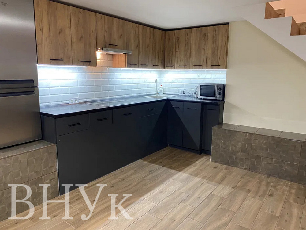 Продаж Квартира 2-кімнатна, 1/9 поверх на вул. Шевченка Львів - фото 2