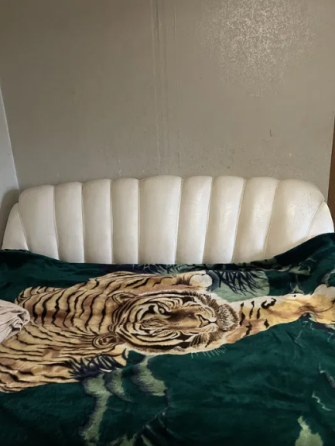 Продам домик и гараж в р-не Большевик Odessa