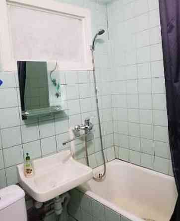 Оренда Квартира 1-кімнатна, 3/9 поверх на Братиславська, 14 Киев