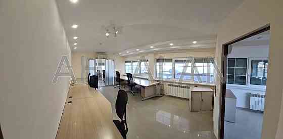 Оренда Будинок 12-кімнатний на Куп'янська вул., 38 Kiev