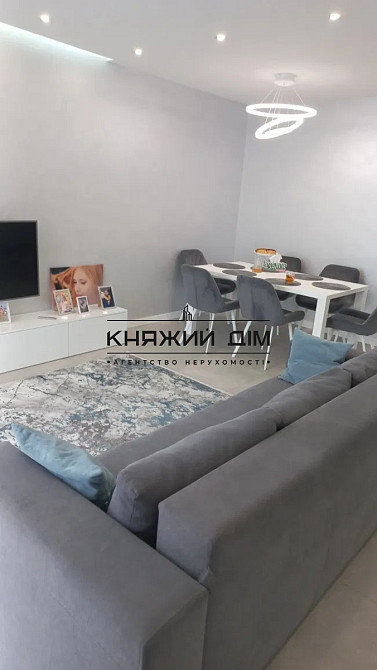 Продаж 3-х кімнатної роздільної ,вул.Пчілки 8 м.Позняки Київ - фото 1