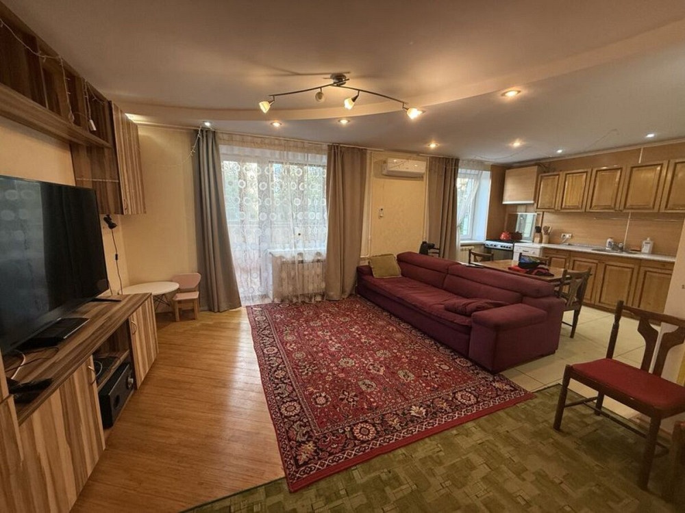 Оренда Квартира 3-кімнатна, 2/9 поверх на Прирічна, 19Г Киев - изображение 1