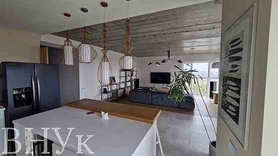 Продаж Квартира 3-кімнатна, 9/10 поверх на Супутника Луцк