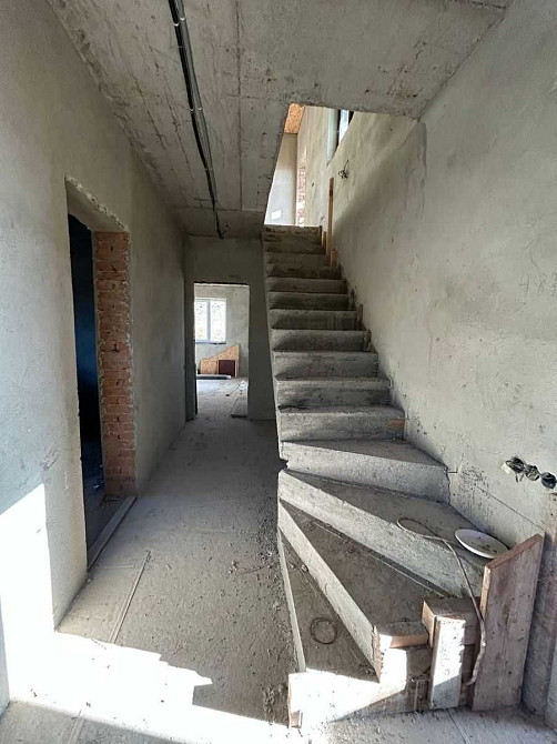 Продаж Будинок 5-кімнатний Запитов - изображение 7