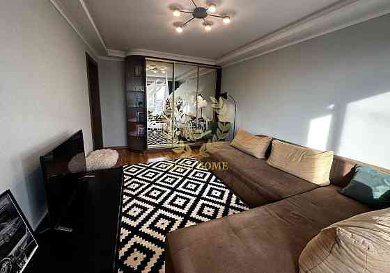 Продаж 2 к. квартири, м. Лівобережна Киев