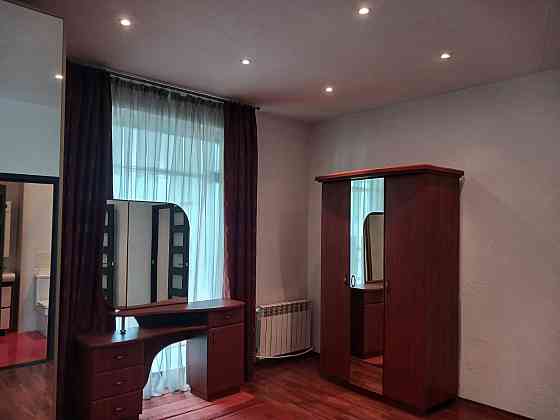 Просторная 3-комнатная квартира на 10-й Фонтана, 134 м² + 2 паркоместа Одеса