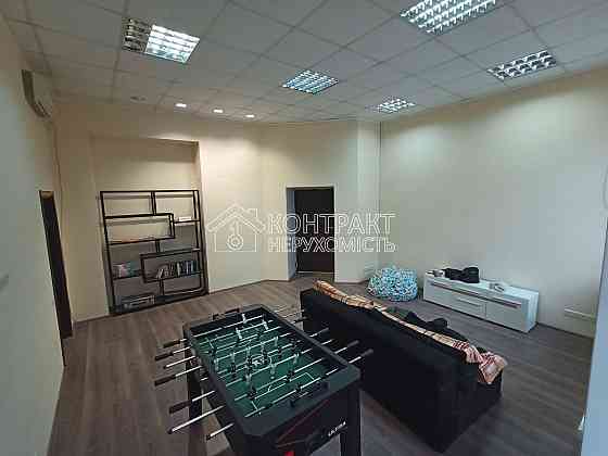 Оренда Квартира 4-кімнатна, 2/5 поверх на вул. Мироносицька Харків