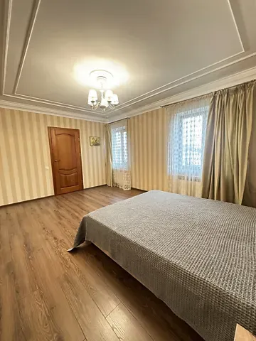 Продаж 2-поверховий   188 кв.м 5 кімн. на Хмари Пилипа вулиця 32 Кропивницький - фото 1