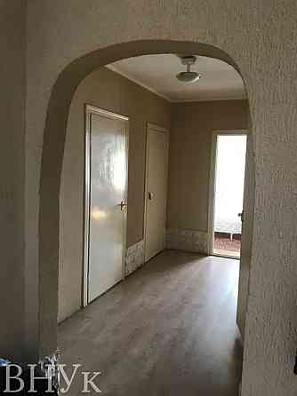 Продаж Квартира 4-кімнатна, 9/9 поверх на вул. Хоткевича L'viv