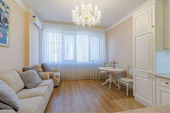 Продаж Квартира 2-кімнатна, 20/24 поверх на Трускавецька вул., д. 2-А Київ