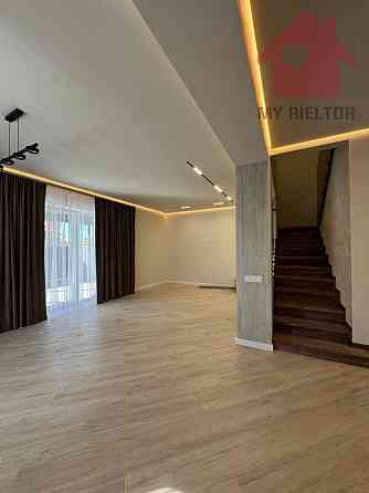 Продаж дуплекса з ГАЗовим опаленням +гараж Uzhhorod