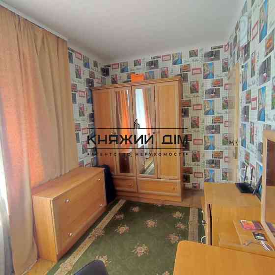 Продаж роздільної 2-х к.кв.ст.м. Печерська 2 хв. пішки. № 21144508 Kiev