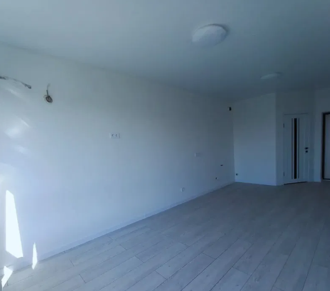 Продам квартиру с ремонтом в новом доме  в ЖК "Яспис" (ул.Паустовского, Епицентр)  - фото 1