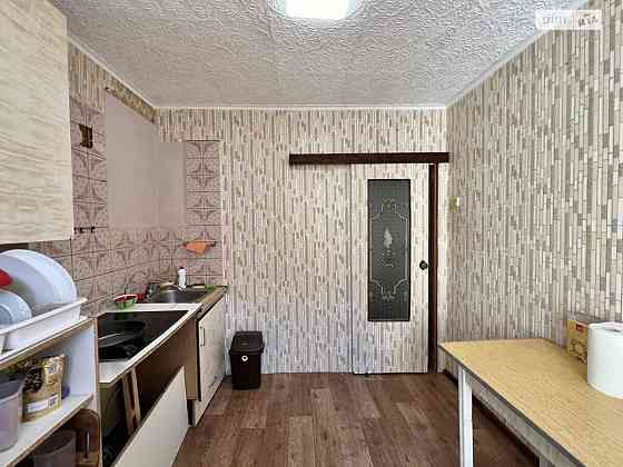 Продаж Квартира 2-кімнатна, 14/14 поверх на Бориспільська, 28Б Київ