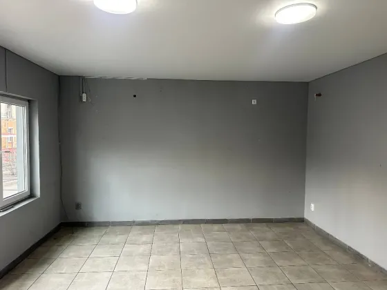 For rent Free Purpose Premises area 28 sq.m floor 1 Dnipro вул. Авіаційна, 32Б Dnipro