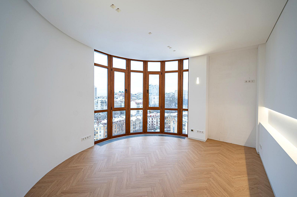 Продаж Квартира 4-кімнатна, 12/19 поверх на Хмельницького Богдана вул., д. 58-А Kiev - photo 2