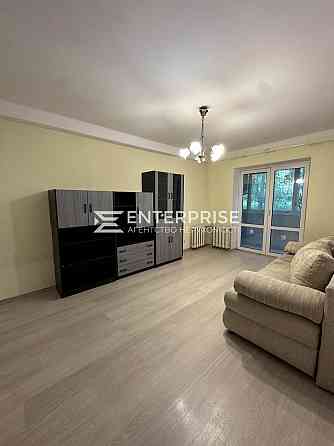 Продаж 2к Квартира 45.8 кв.м Николая Михновского вул. Київ